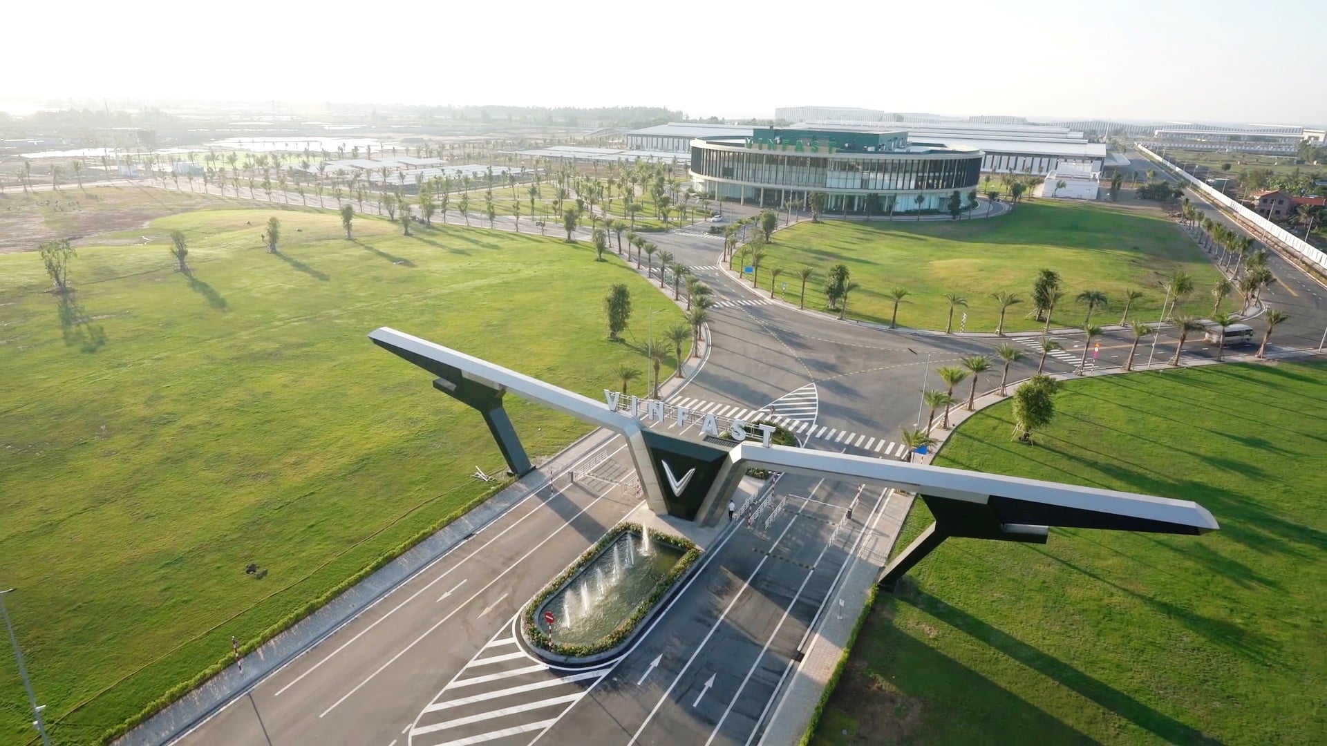 VINFAST TO BUILD INTEGRATED ELECTRIC VEHICLE FACILITY IN TAMIL NADU ...